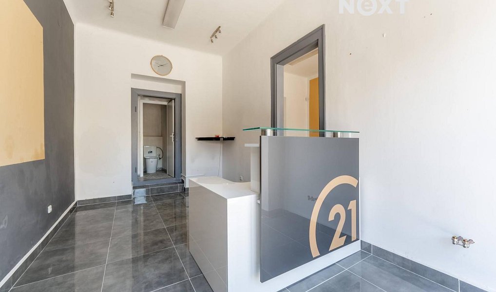 Pronájem kanceláře 35 m², Slaný – náhled fotky 3
