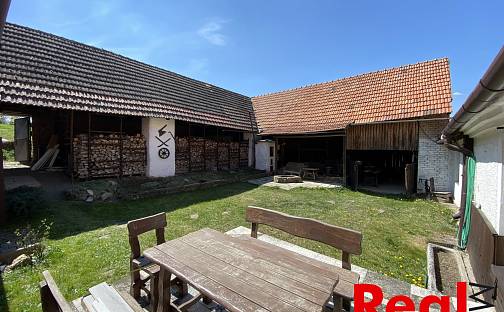 Prodej domu 400 m² s pozemkem 2 992 m², Kulířov, okres Blansko