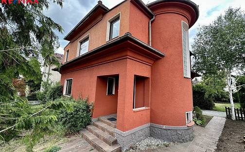 Prodej domu 219 m² s pozemkem 838 m², Masarykova, Rudná, okres Praha-západ