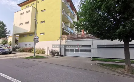Exkluzivně nabízíme pronájem garážového stání Šlapanice, Brněnská Pole, Šlapanice, okres Brno-venkov