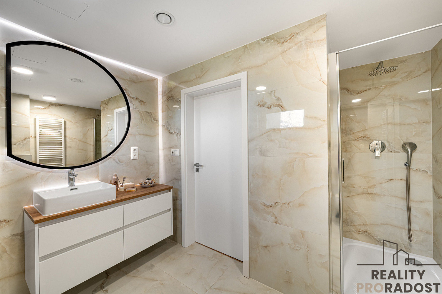 Prodej domu 229 m² s pozemkem 766 m² — photo 5