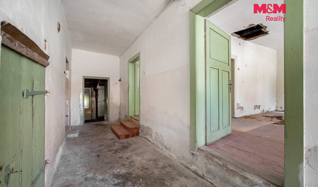 Prodej domu 150 m² s pozemkem 335 m², Svratka – náhled fotky 23