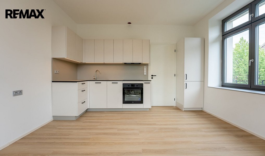 Pronájem bytu 1+kk 24 m², Prostějov – náhled fotky 3
