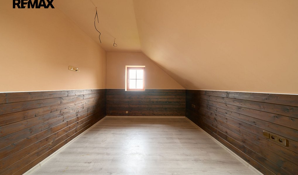 Prodej domu 177 m² s pozemkem 631 m², Olešnice – náhled fotky 25