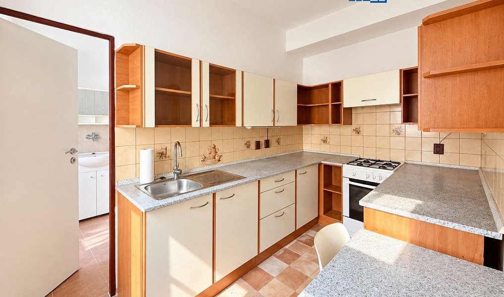 Prodej bytu 3+1 76 m², Teplice – náhled fotky 2
