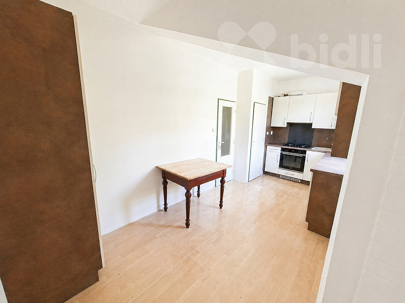 Pronájem komerčního objektu (jiného typu) 150 m² – fotografie 3
