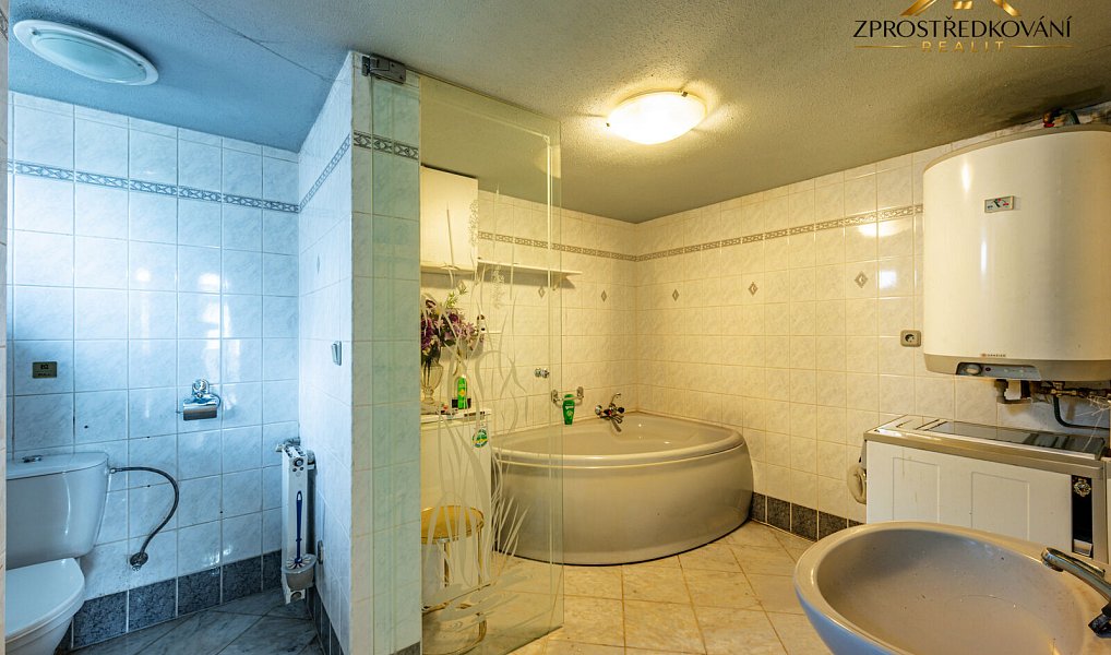 Prodej chaty/chalupy 178 m² s pozemkem 25 612 m², Lesná – náhled fotky 9