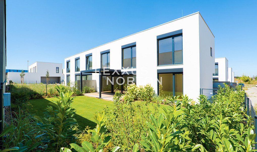 Prodej domu 231 m² s pozemkem 446 m², Praha – náhled fotky 6