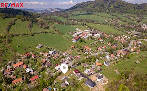 Prodej stavebního pozemku 1 053 m², Lichnov, okres Nový Jičín