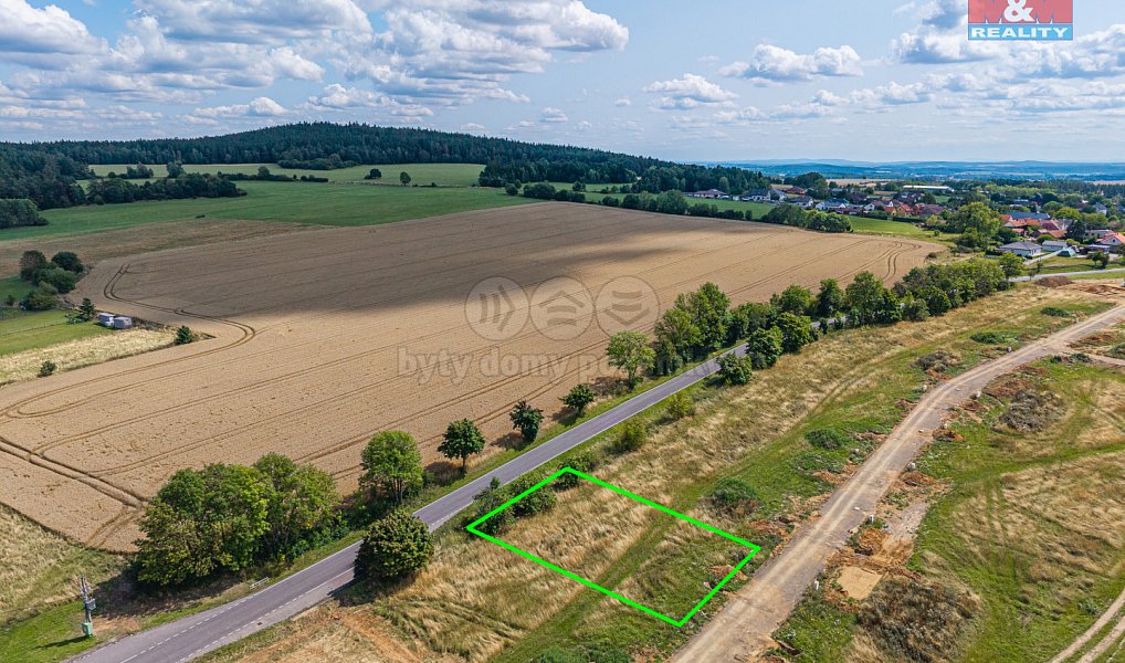 Prodej stavebního pozemku 850 m², Narysov – náhled fotky 8