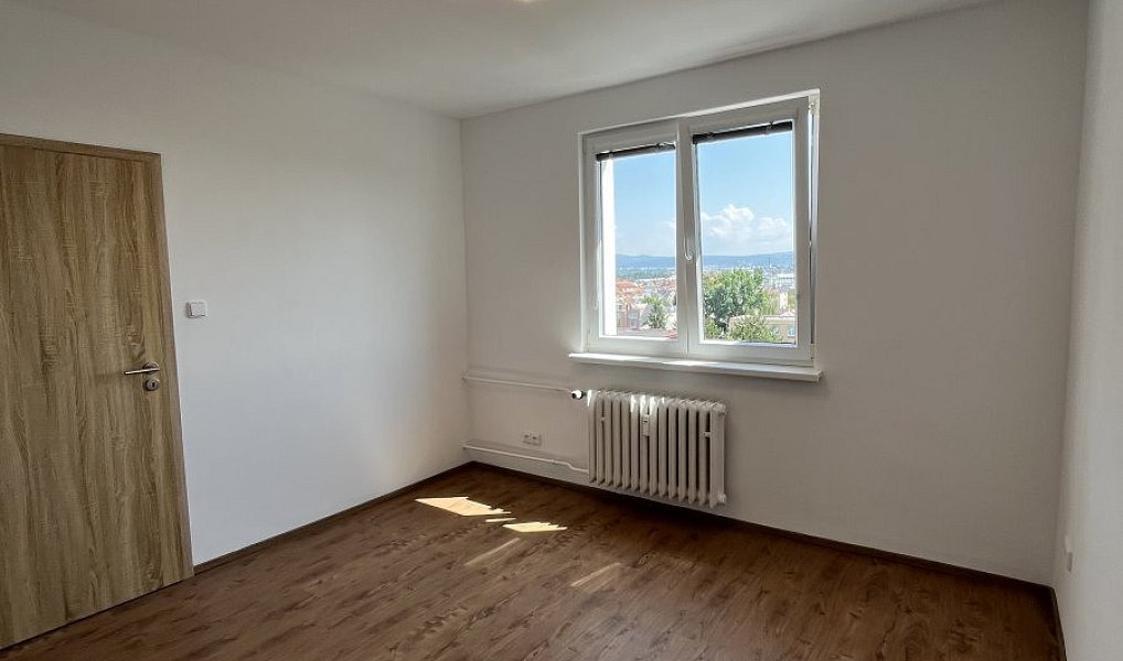 Pronájem bytu 3+1 61 m², Olomouc – náhled fotky 8