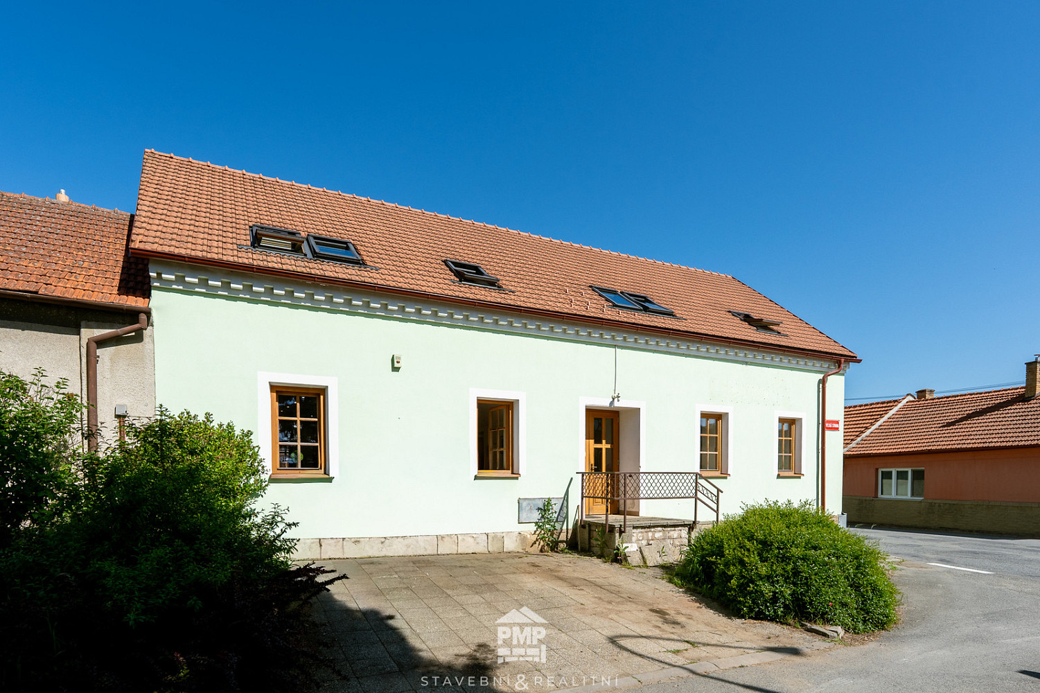 Prodej kanceláře 464 m² — photo 2