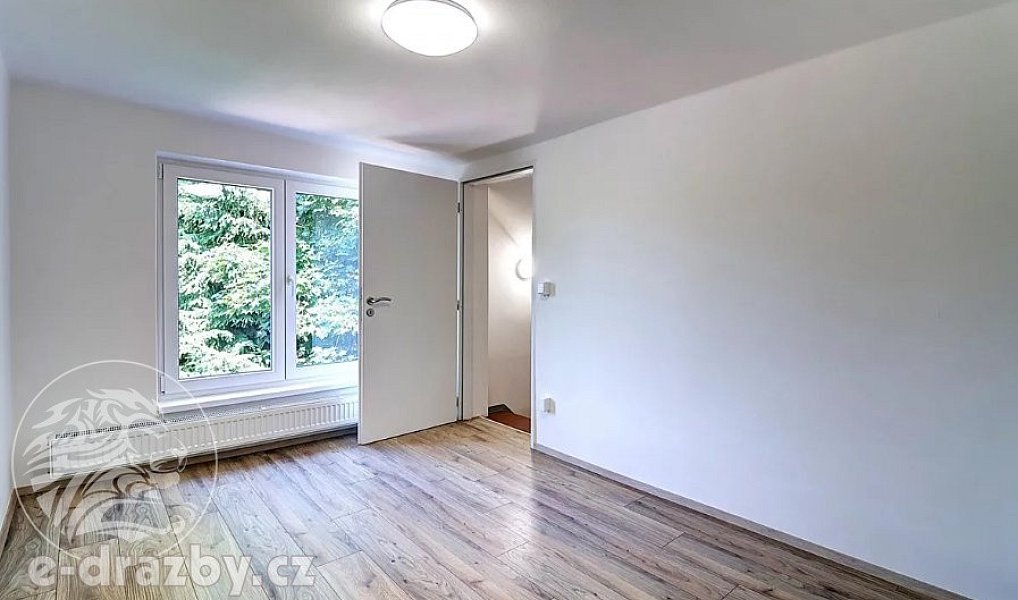 Prodej domu 106 m² s pozemkem 201 m², Hlinsko – náhled fotky 8