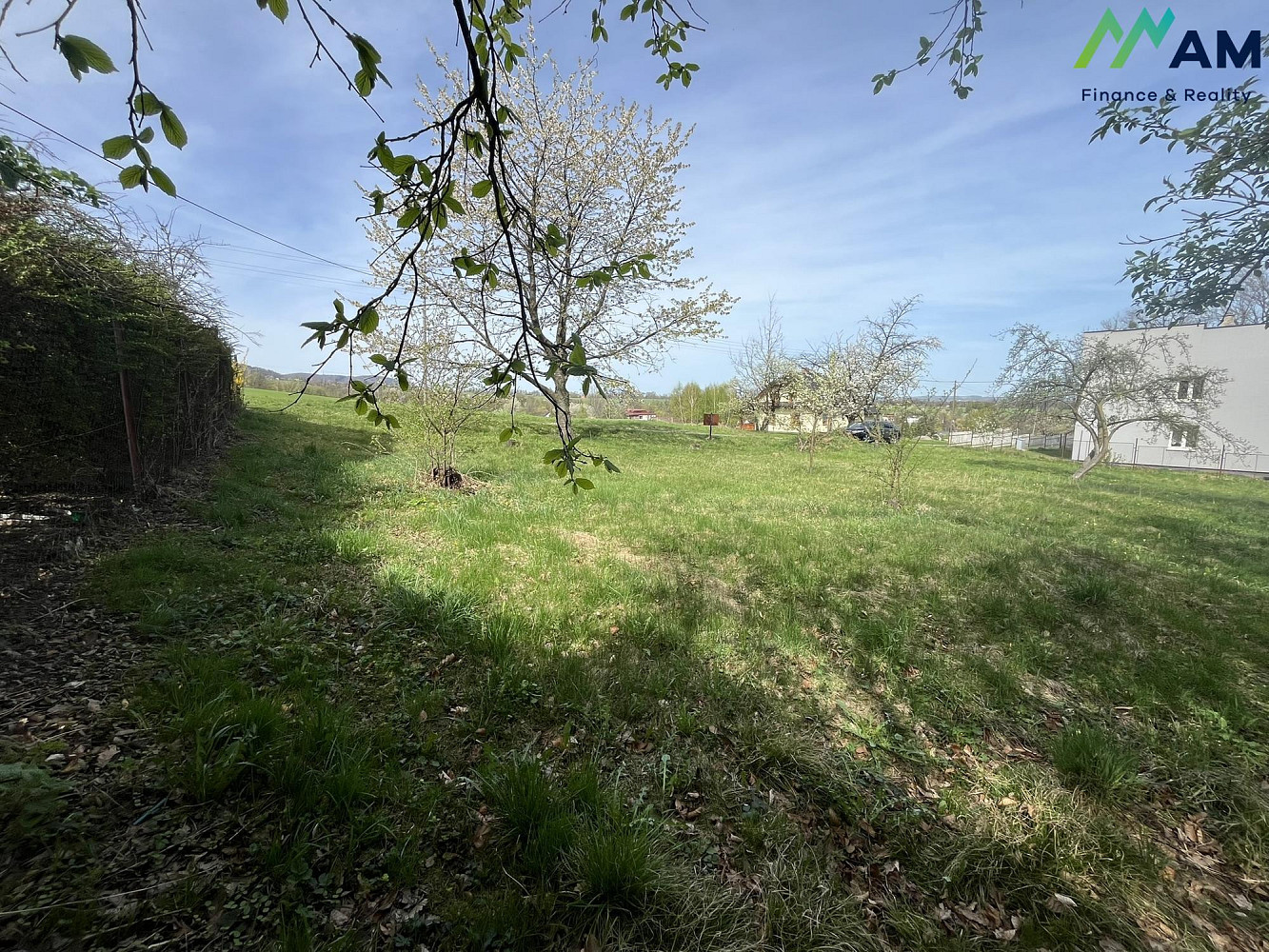 Prodej stavebního pozemku 1 070 m² – další