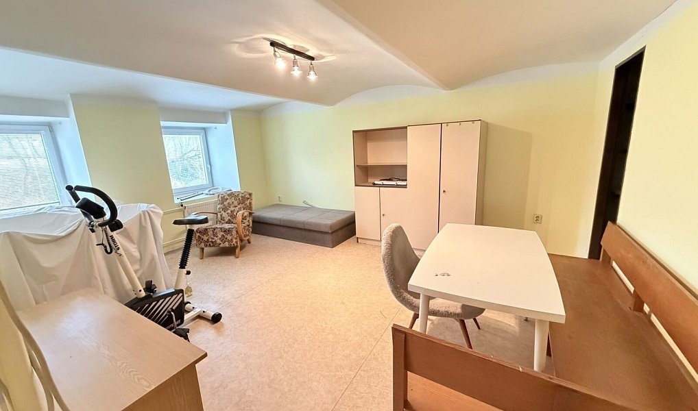 Prodej obchodních prostor 1 080 m², Jablůnka – náhled fotky 24