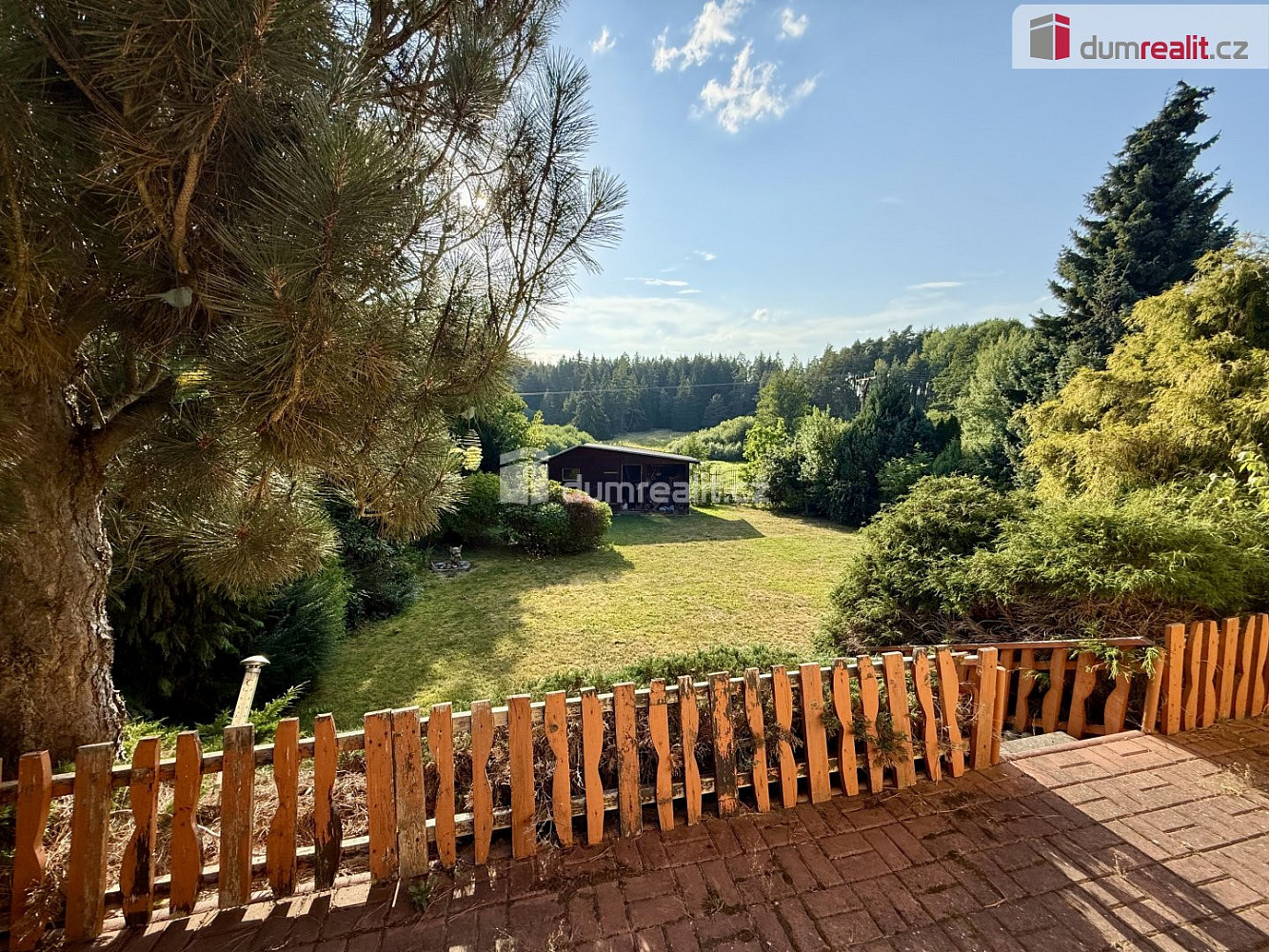 Prodej domu 330 m² s pozemkem 944 m² – fotografie 2