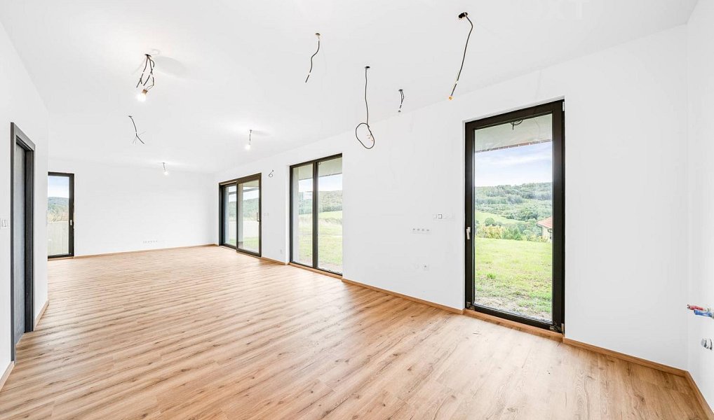 Prodej domu 214 m² s pozemkem 1 127 m², Březová – náhled fotky 7