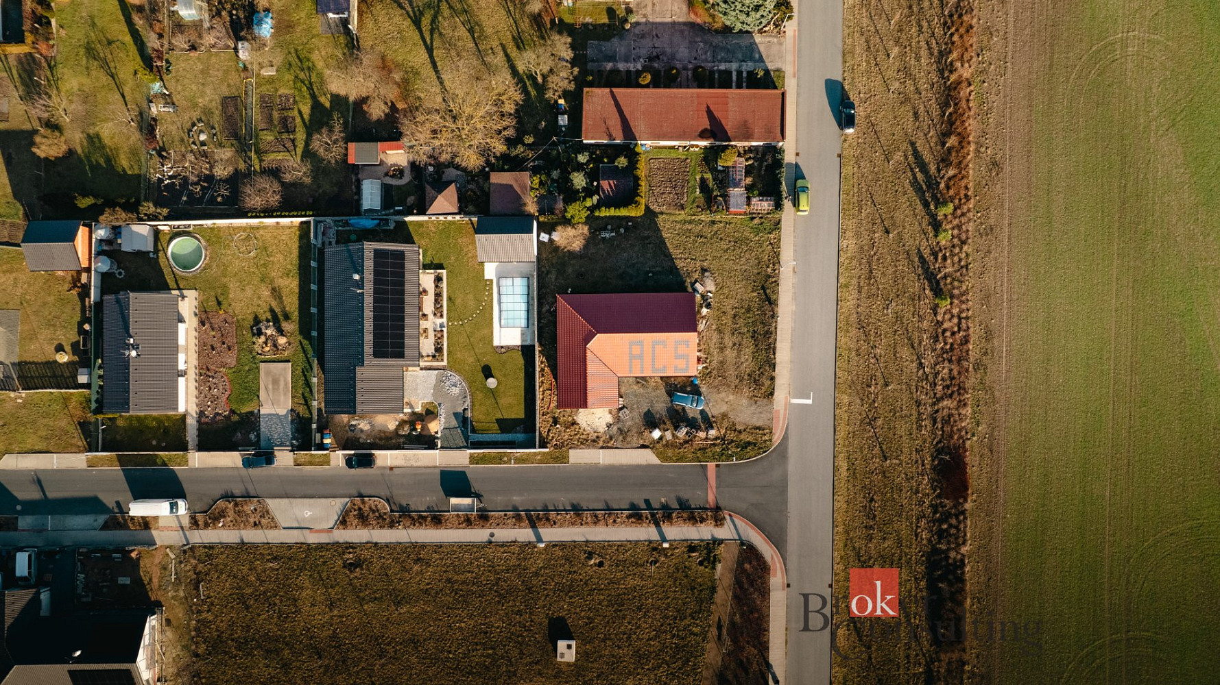 Prodej stavebního pozemku 945 m² — photo 4