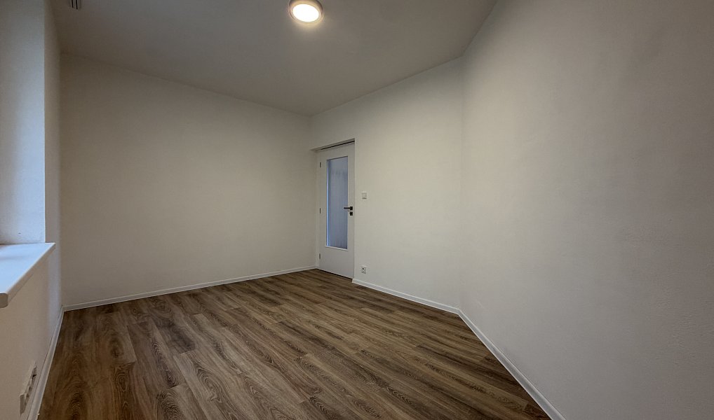 Pronájem bytu 3+kk 62 m², Znojmo – náhled fotky 10