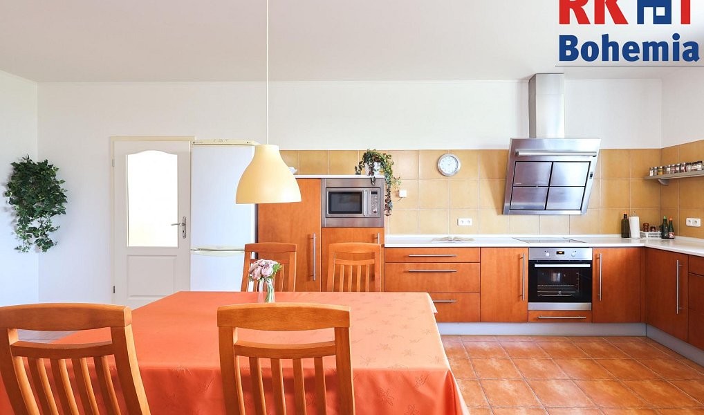 Prodej domu 266 m² s pozemkem 1 426 m², Šestajovice – náhled fotky 41