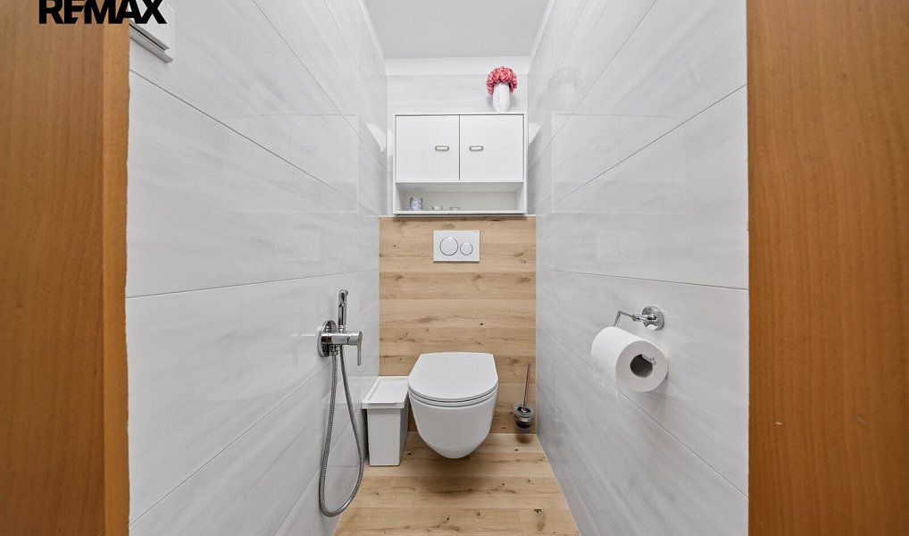 Prodej komerčního objektu (jiného typu) 153 m², Rožnov pod Radhoštěm – náhled fotky 25