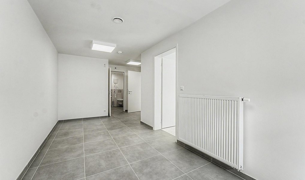 Pronájem komerčního objektu (jiného typu) 82 m², Praha – náhled fotky 14
