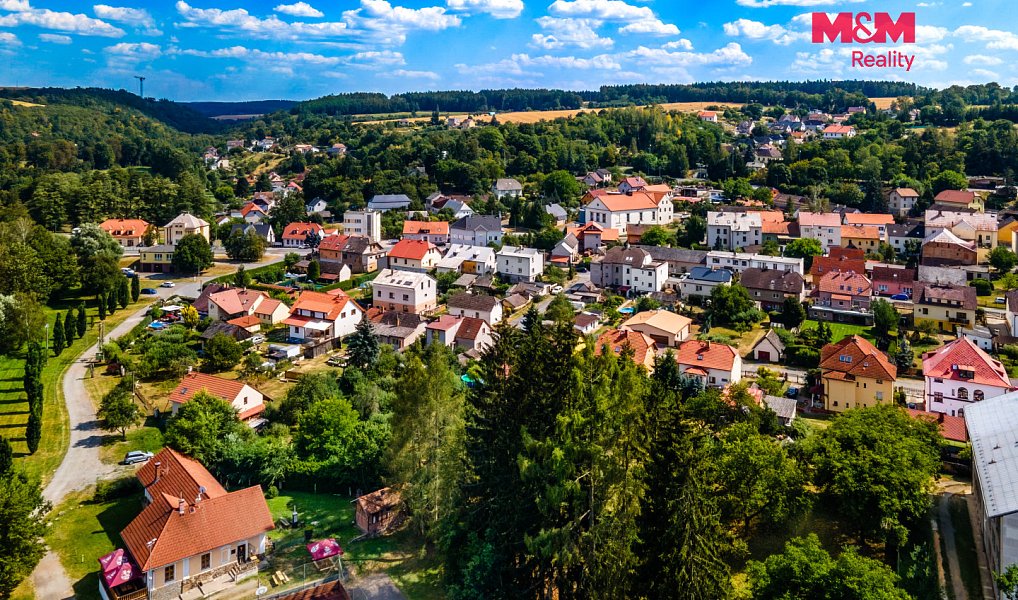 Prodej domu 200 m² s pozemkem 616 m², Plasy – náhled fotky 25