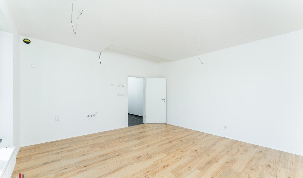 Prodej bytu 1+kk 38 m², Plzeň – náhled fotky 8