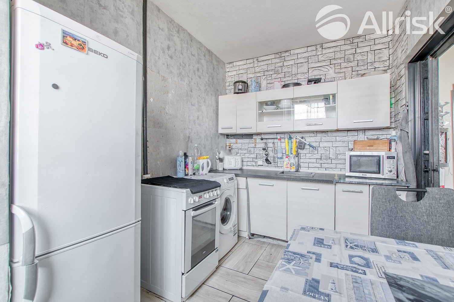 Prodej bytu 2+1 45 m² – pohled 3