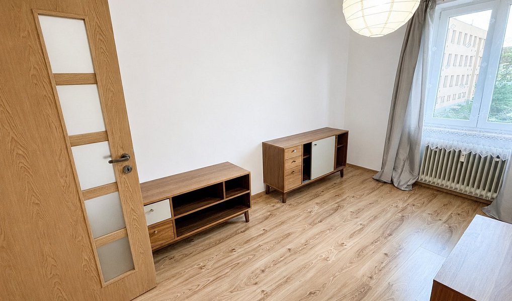 Pronájem bytu 2+1 48 m², Třebíč – náhled fotky 9