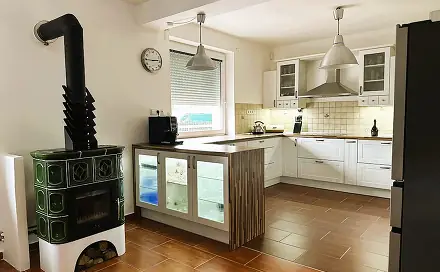 Prodej domu 235 m² s pozemkem 1 127 m², Zlatá, okres Praha-východ