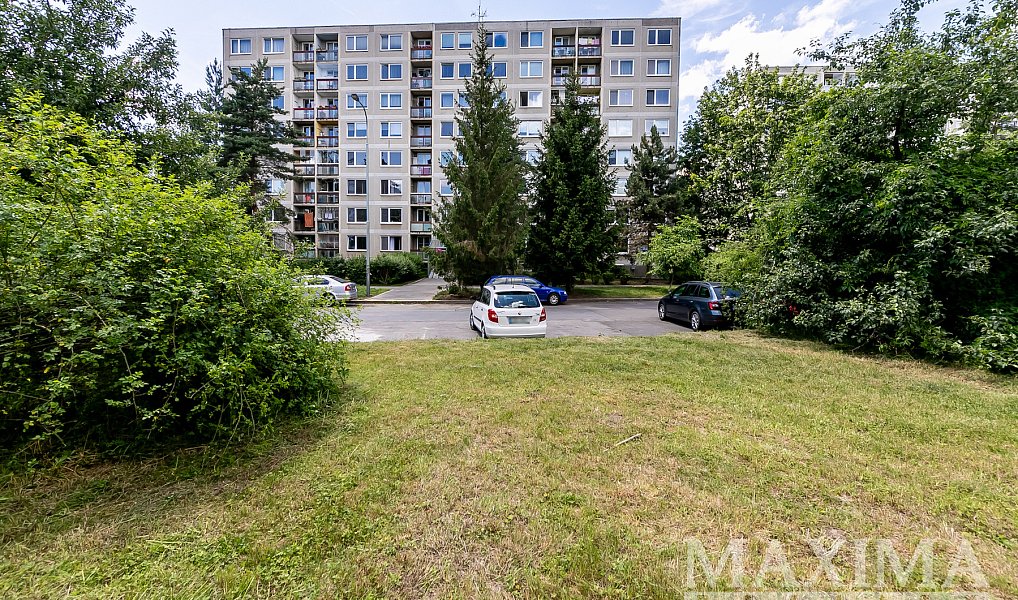 Prodej pozemku 4 183 m², Praha – náhled fotky 3