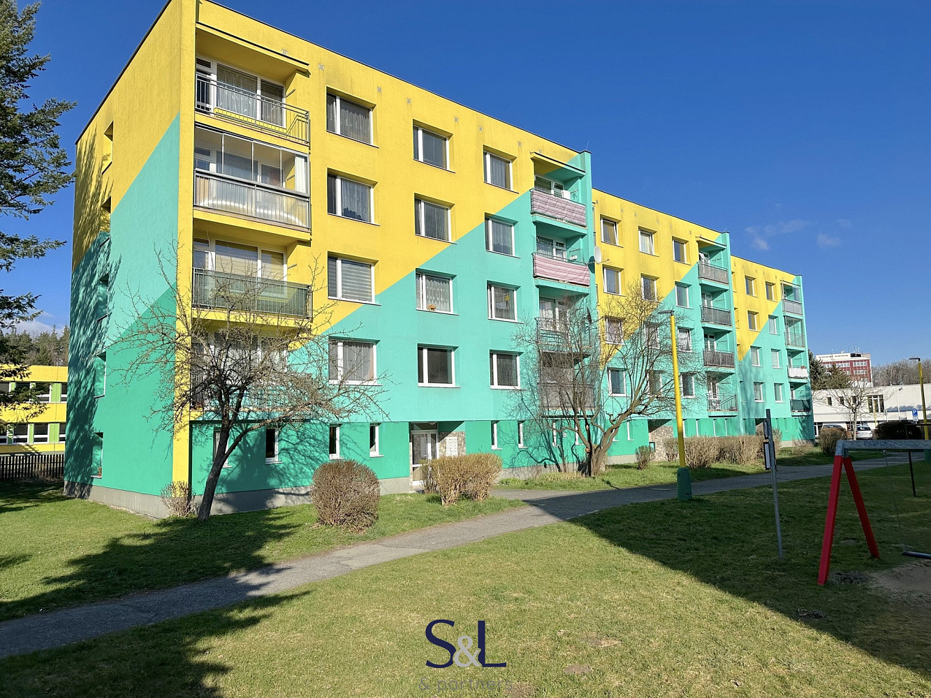 Pronájem bytu 1+1 48 m²
