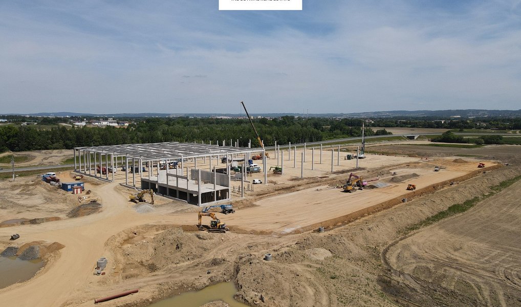 Pronájem skladovacích prostor 10 000 m², Velký Osek – náhled fotky 11