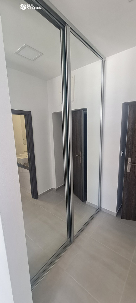 Pronájem bytu 1+kk 28 m² — photo 4