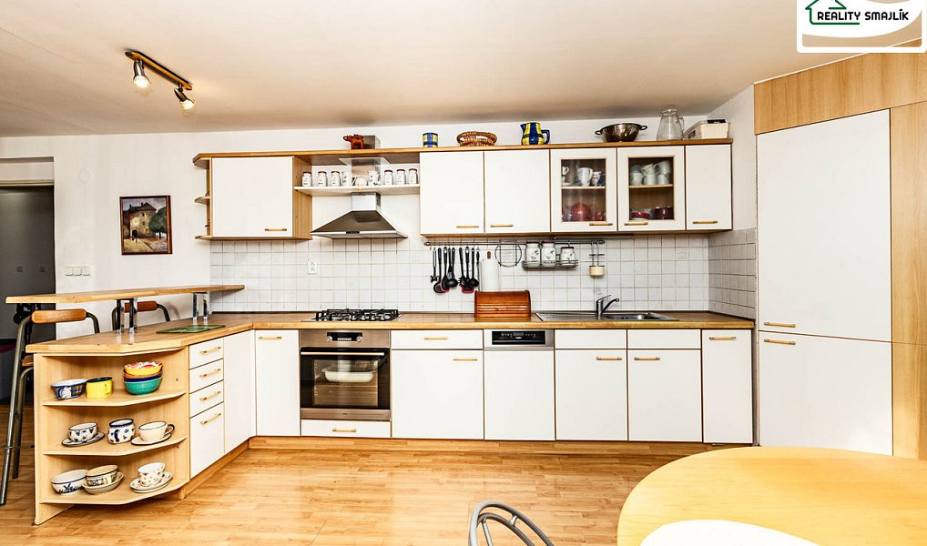 Prodej domu 285 m² s pozemkem 877 m², Františkovy Lázně – náhled fotky 2