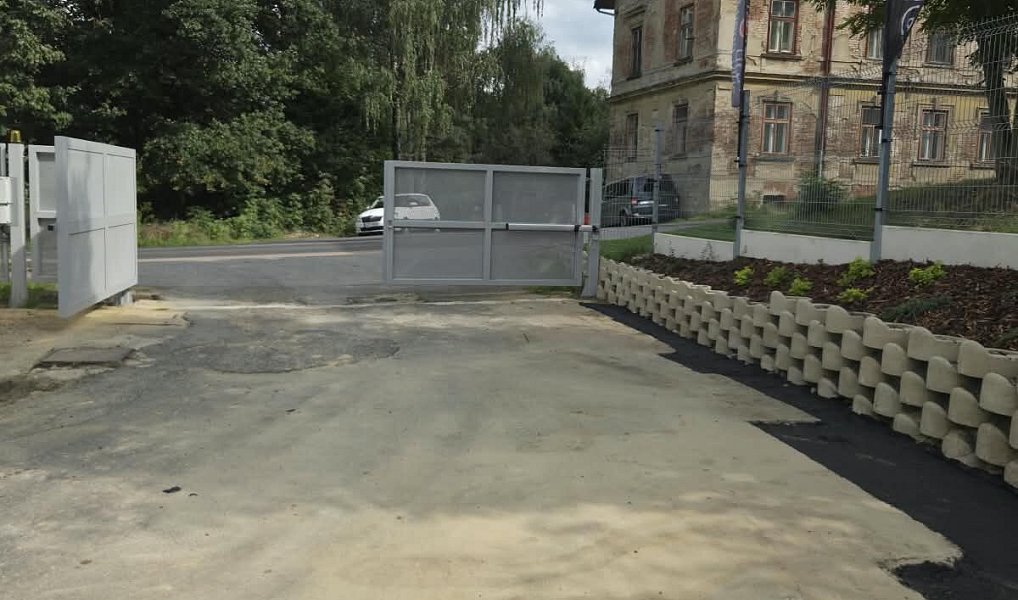 Pronájem obchodních prostor 270 m², Liberec – náhled fotky 8