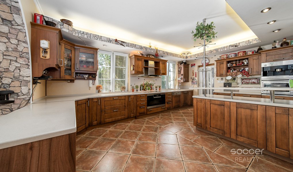 Prodej domu 598 m² s pozemkem 2 298 m², Říčany – náhled fotky 20