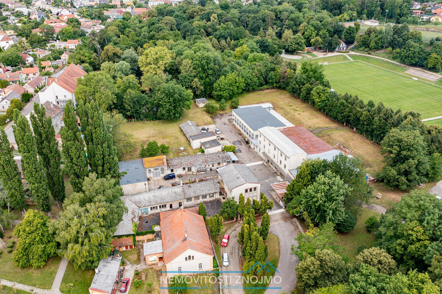 Pronájem výrobních prostor 12 000 m² – fotografie 3