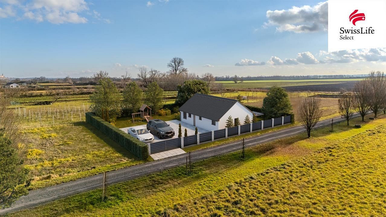 Prodej stavebního pozemku 1 057 m²