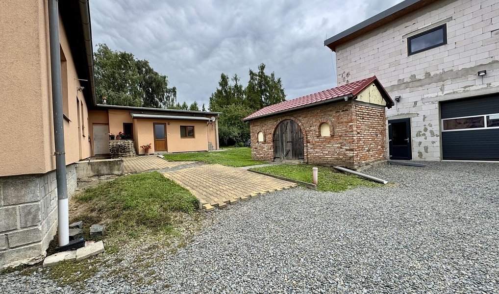 Prodej domu 313 m² s pozemkem 1 527 m², Dolní Újezd – náhled fotky 4