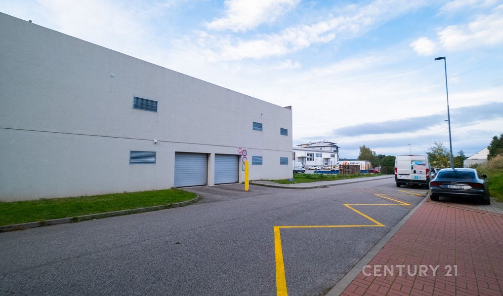 Pronájem bytu 3+kk 63 m², Benešov – náhled fotky 14