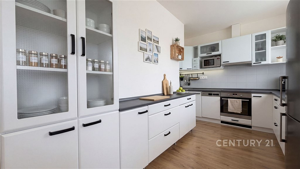 Prodej bytu 3+kk 67 m² — photo 3