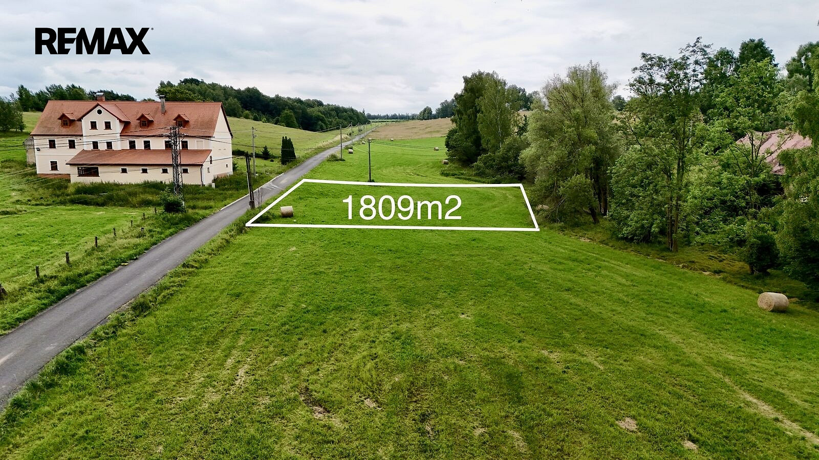 Prodej stavebního pozemku 1 809 m² – fotografie 4