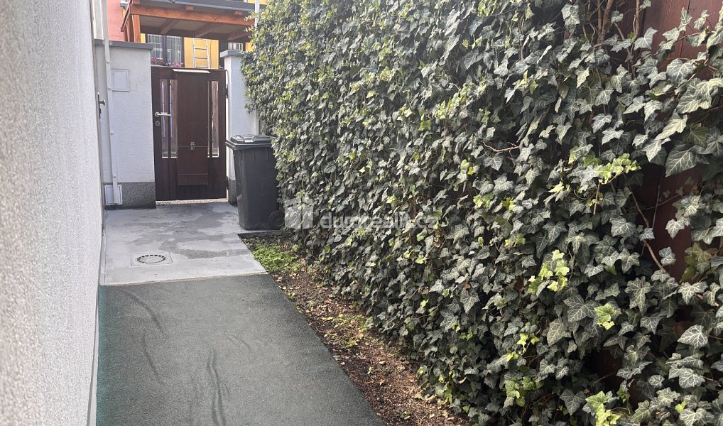 Pronájem bytu 5+kk 12 m², Praha – náhled fotky 16