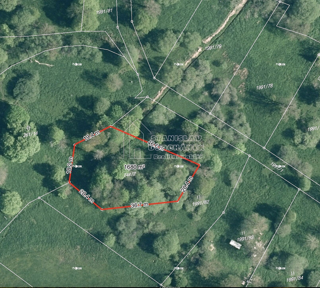 Prodej stavebního pozemku 4 929 m² – pohled 2