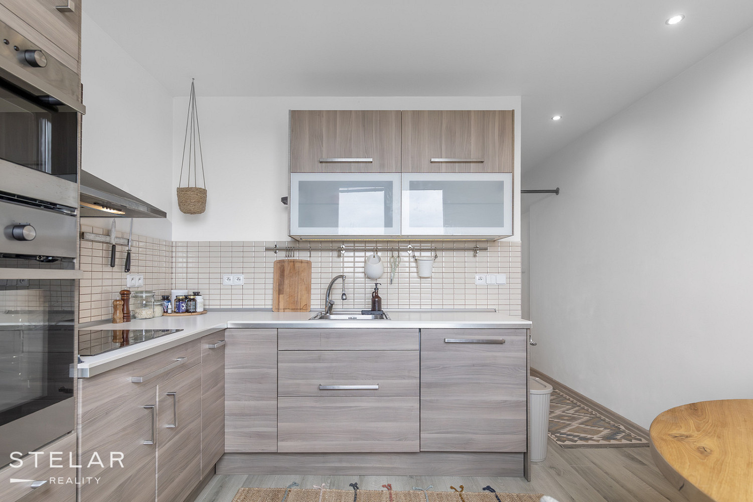 Pronájem bytu 2+1 60 m² – fotografie 2