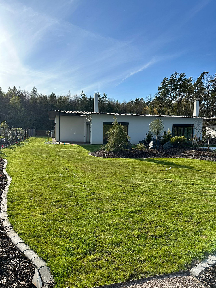 Prodej domu 180 m² s pozemkem 1 027 m²