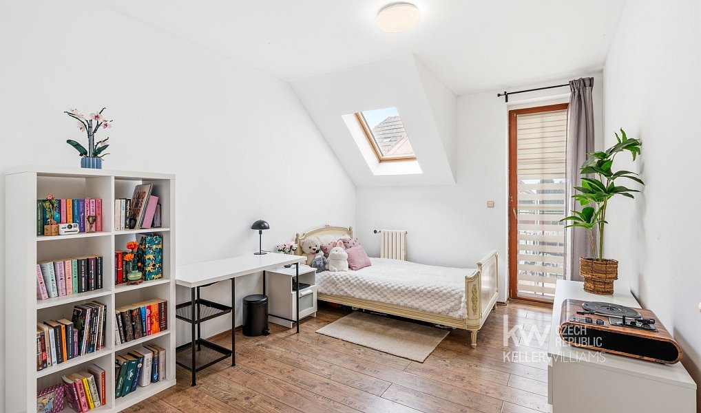 Prodej domu 121 m² s pozemkem 388 m², Hostivice – náhled fotky 19