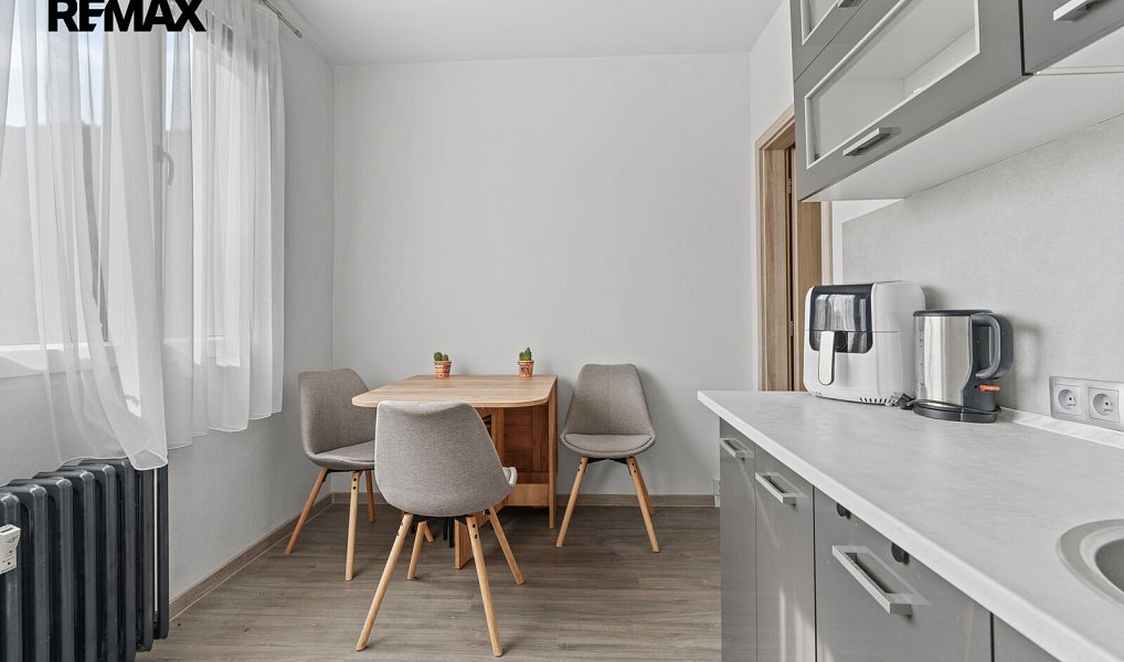 Pronájem bytu 1+1 42 m², Ústí nad Labem – náhled fotky 2